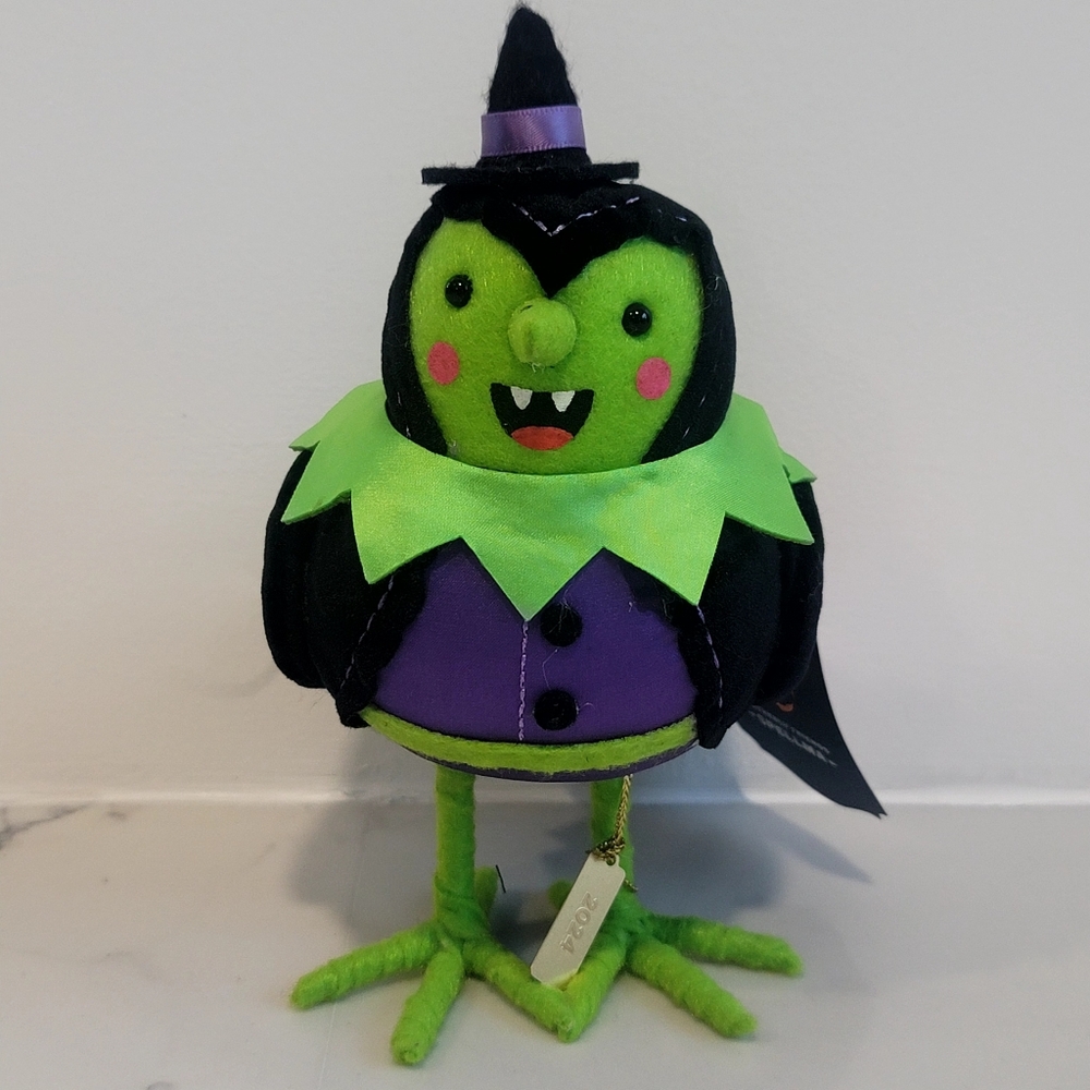 NEW Hyde & EEK! Boutique Featherly Friends "Spellma" Felt Bird Halloween 2024
